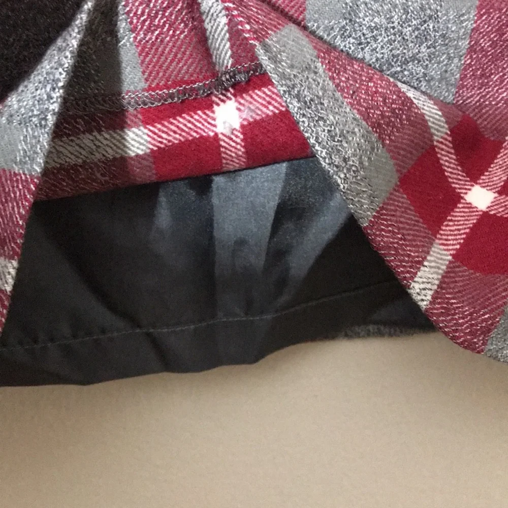 Eddie Bauer Women's 2 Plaid Gray and‎ Red Skirt Bohemian Hippie 70s 60s